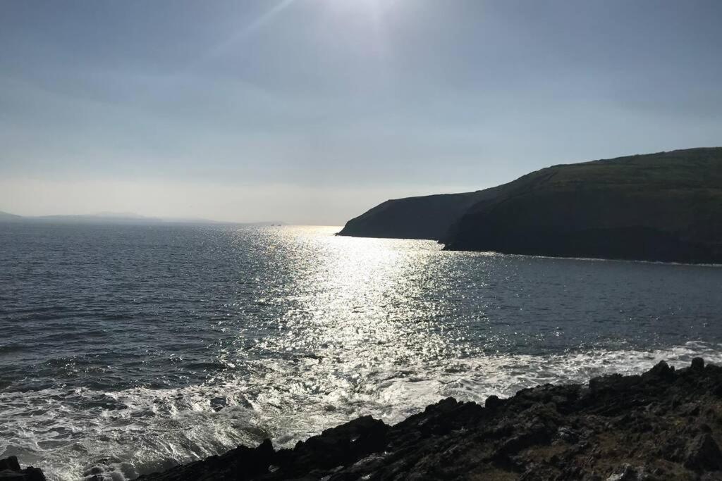 Green Garden Meets Blue Sea For 2 People Dingle Extérieur photo